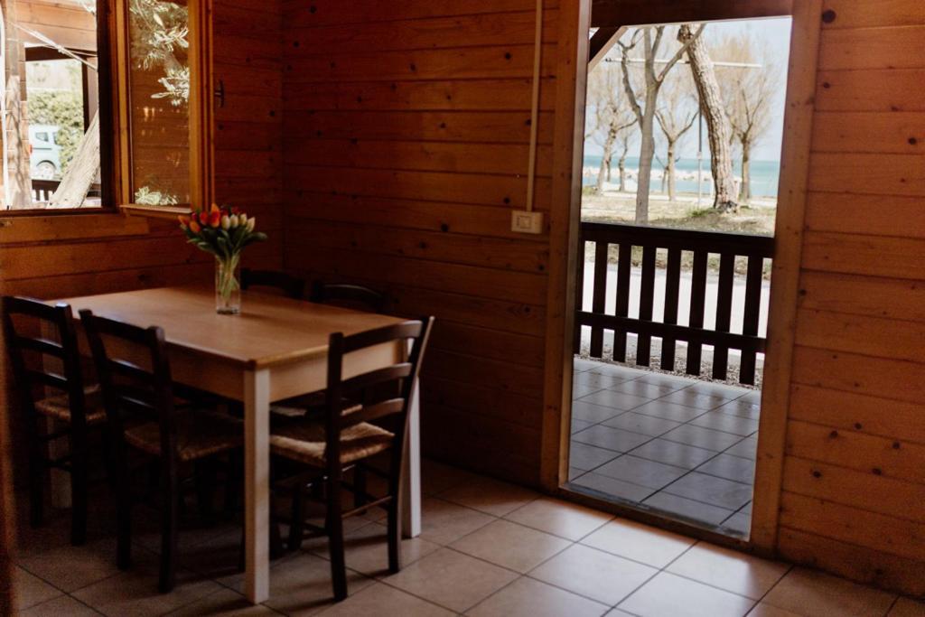 Camping La Pineta Porto Recanati Eksteriør billede