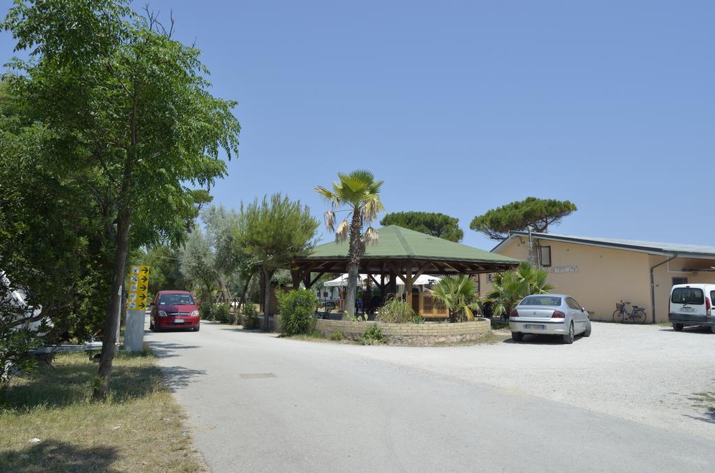 Camping La Pineta Porto Recanati Eksteriør billede